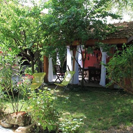 Les Pascals Acomodação com café da manhã Saint-Paul-lès-Romans Exterior foto