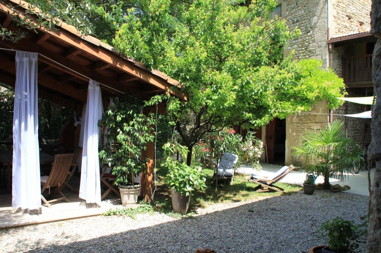 Les Pascals Acomodação com café da manhã Saint-Paul-lès-Romans Exterior foto
